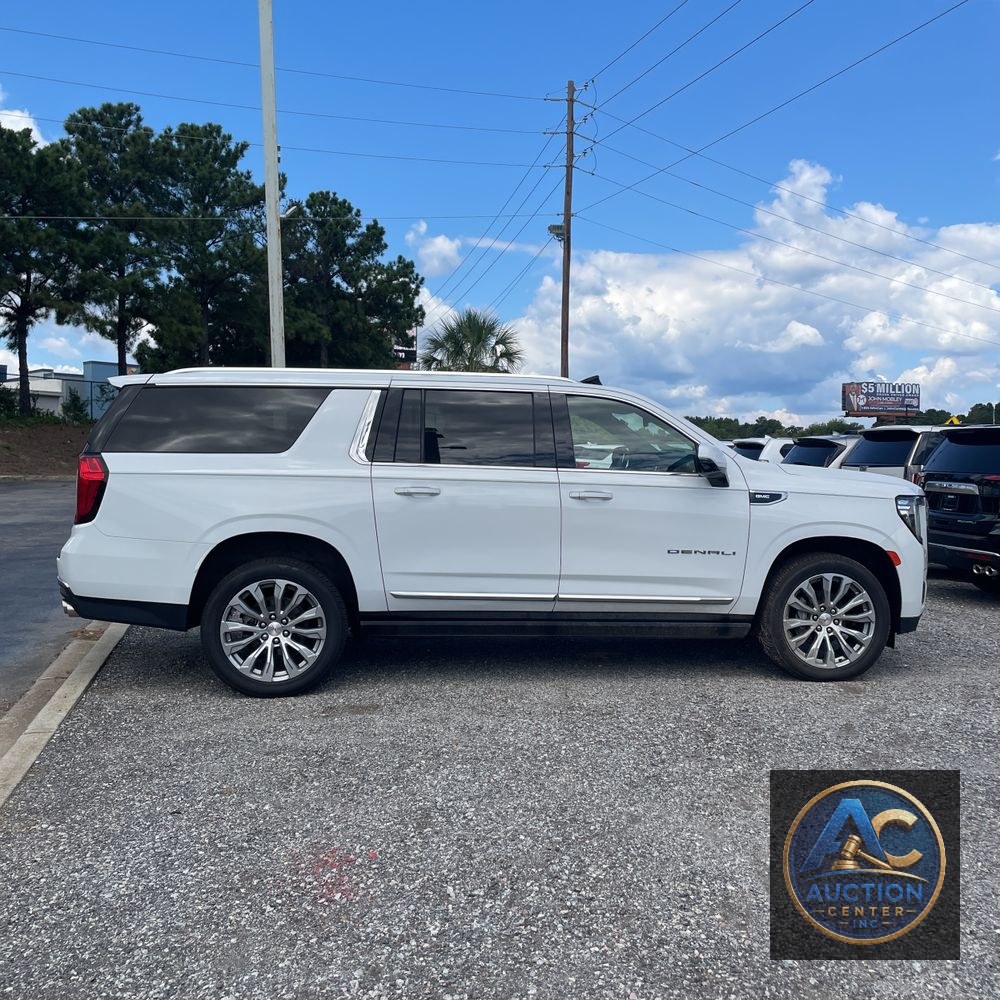 2023 GMC Yukon XL Denali
