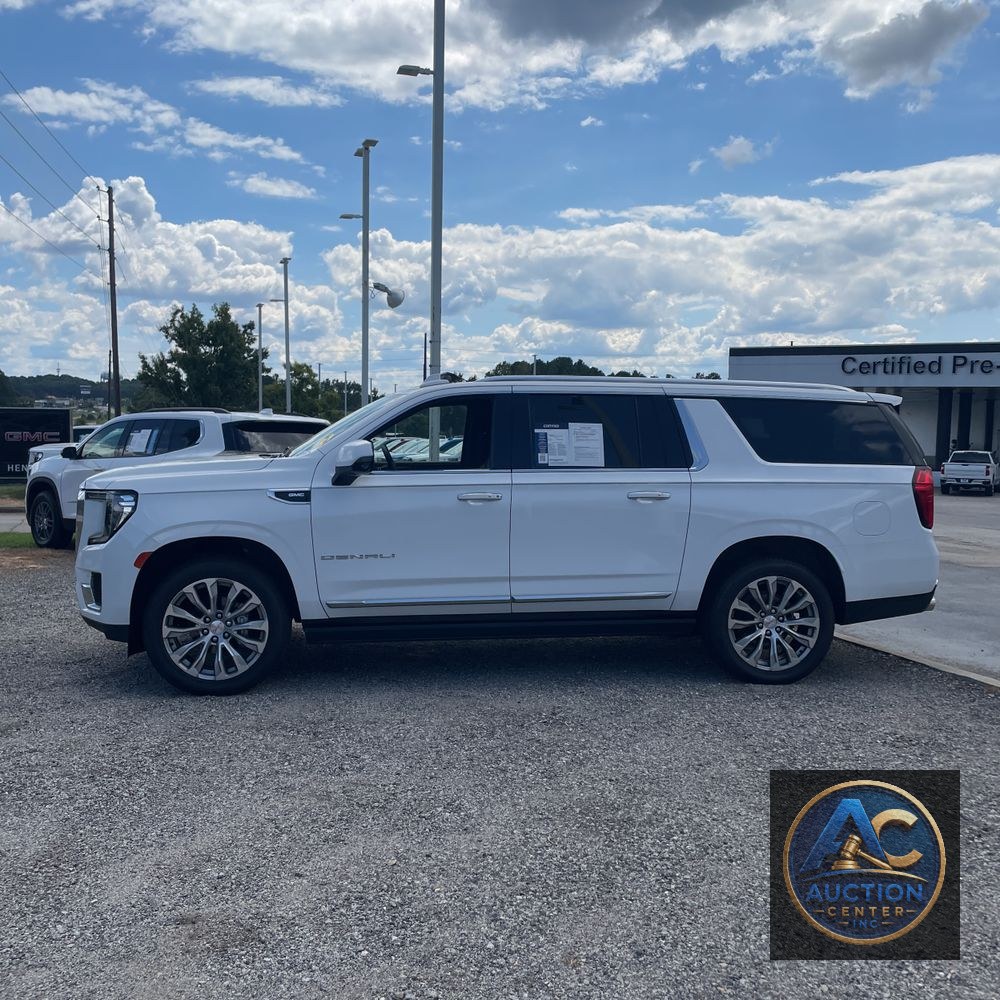 2023 GMC Yukon XL Denali