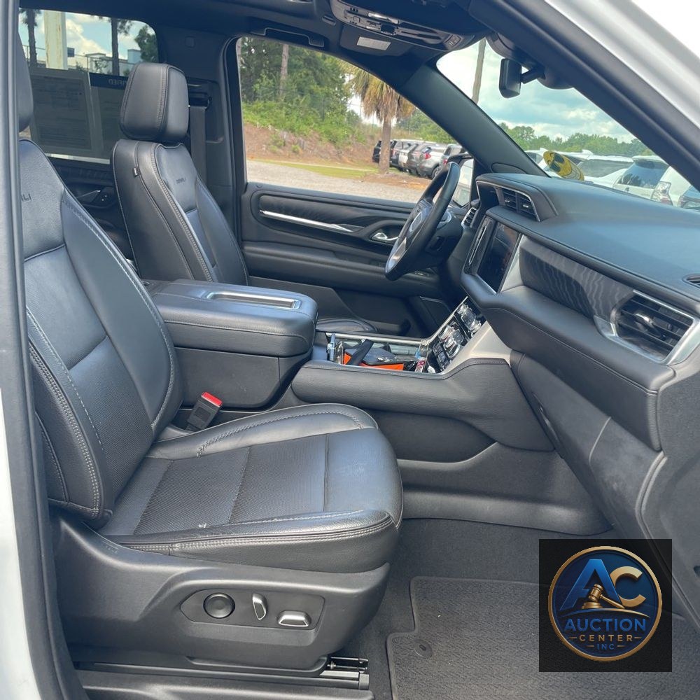 2023 GMC Yukon XL Denali