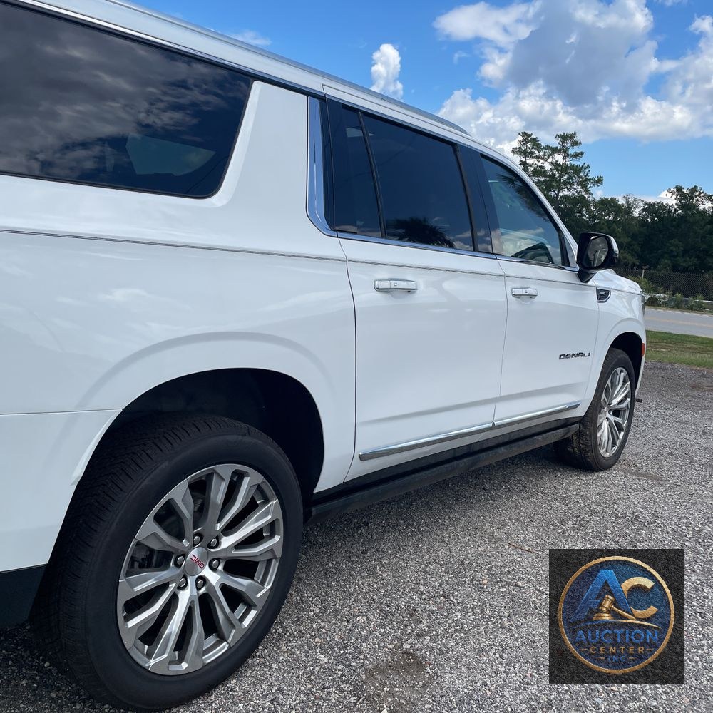 2023 GMC Yukon XL Denali
