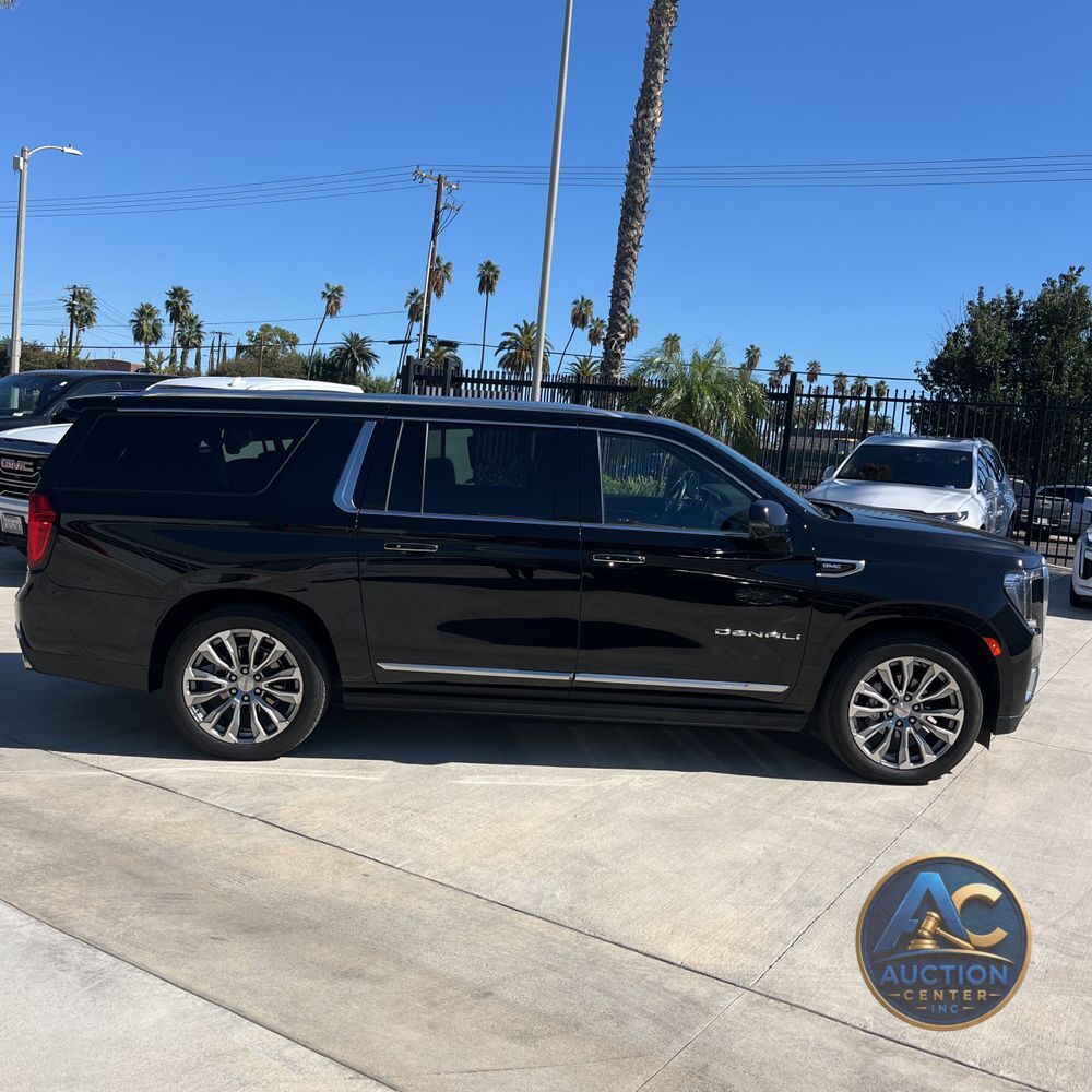 2023 GMC Yukon XL Denali