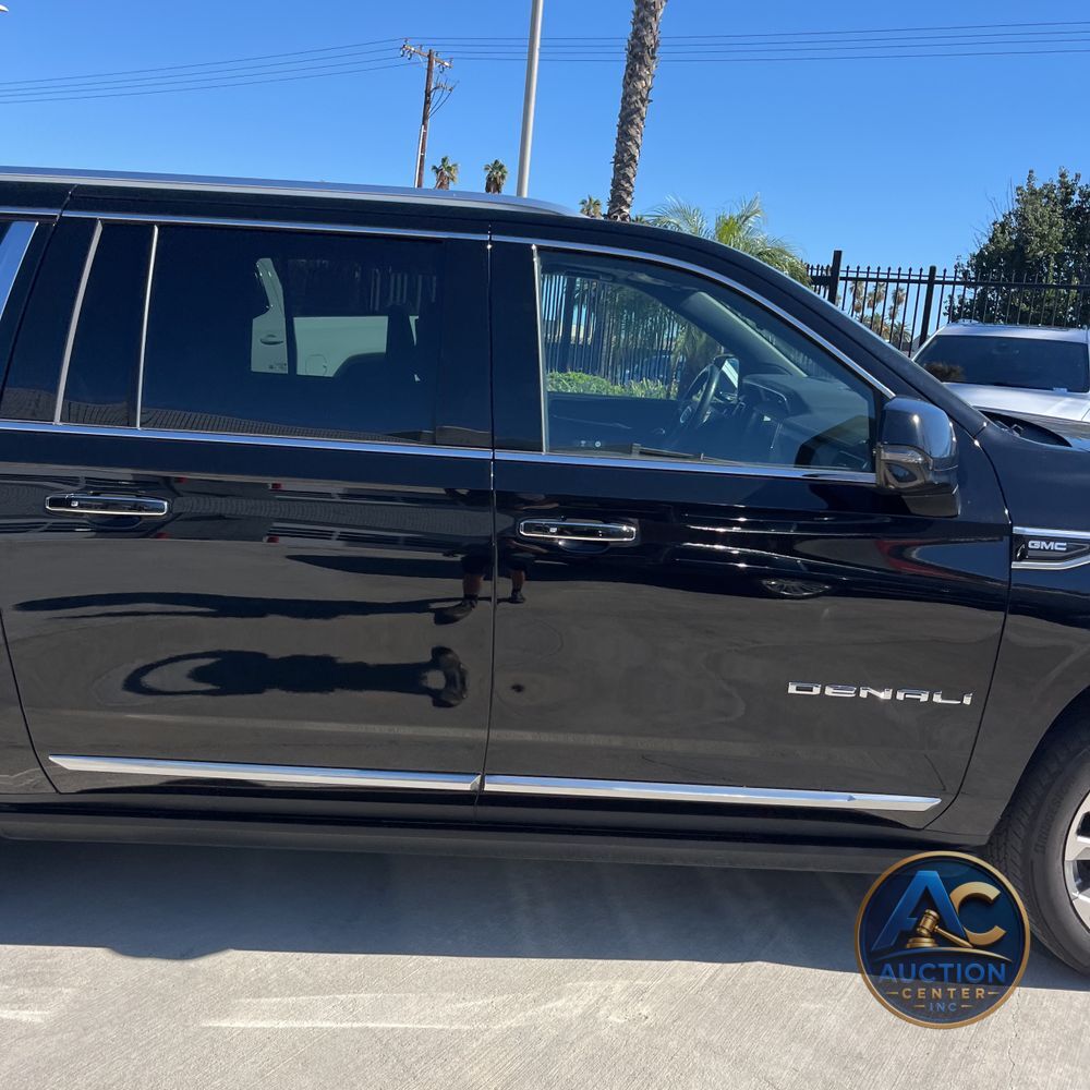 2023 GMC Yukon XL Denali