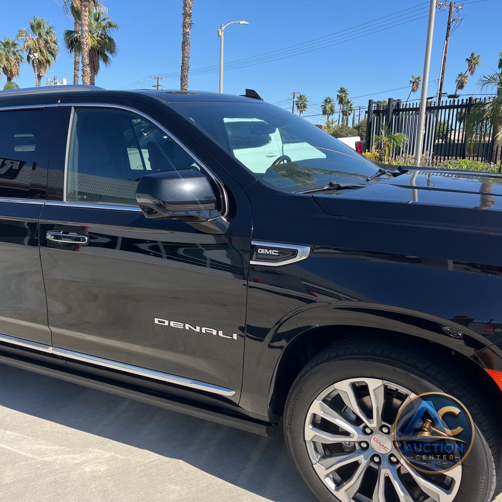 2023 GMC Yukon XL Denali