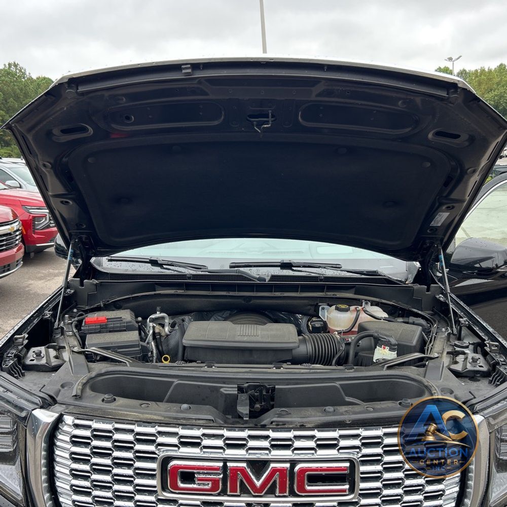2024 GMC Yukon XL Denali