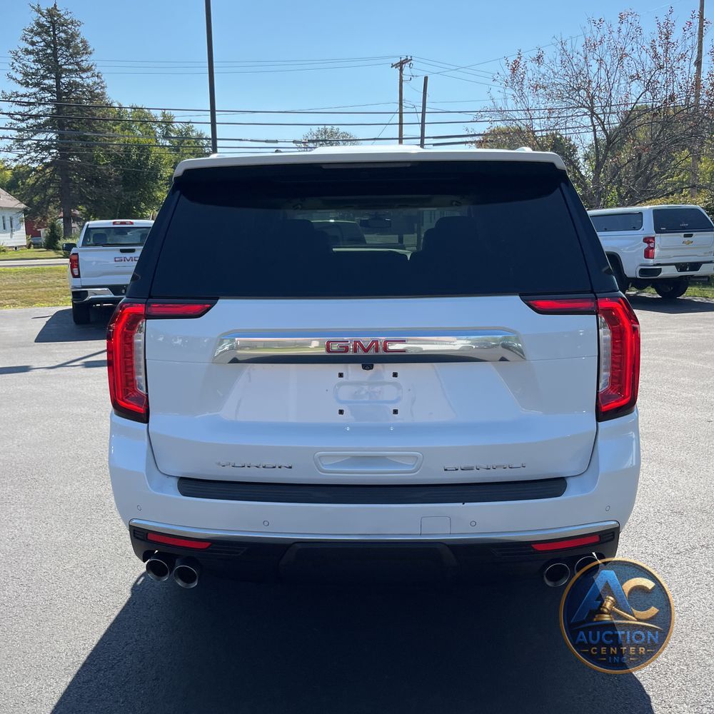 2022 GMC Yukon XL Denali