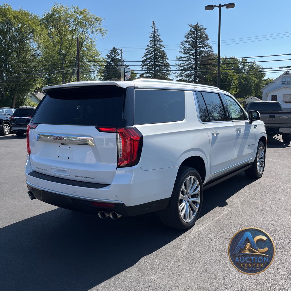 2022 GMC Yukon XL Denali