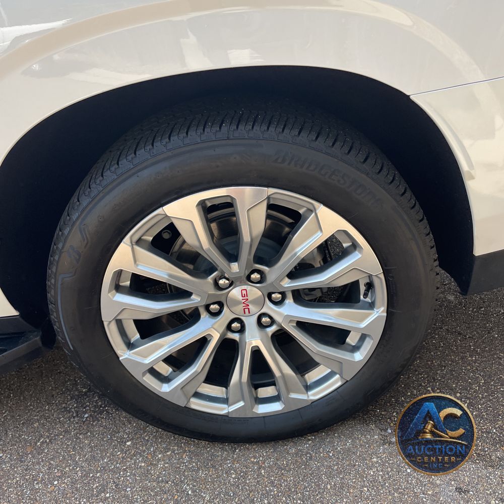 2024 GMC Yukon XL Denali