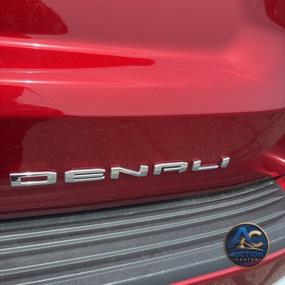 2024 GMC Yukon XL Denali