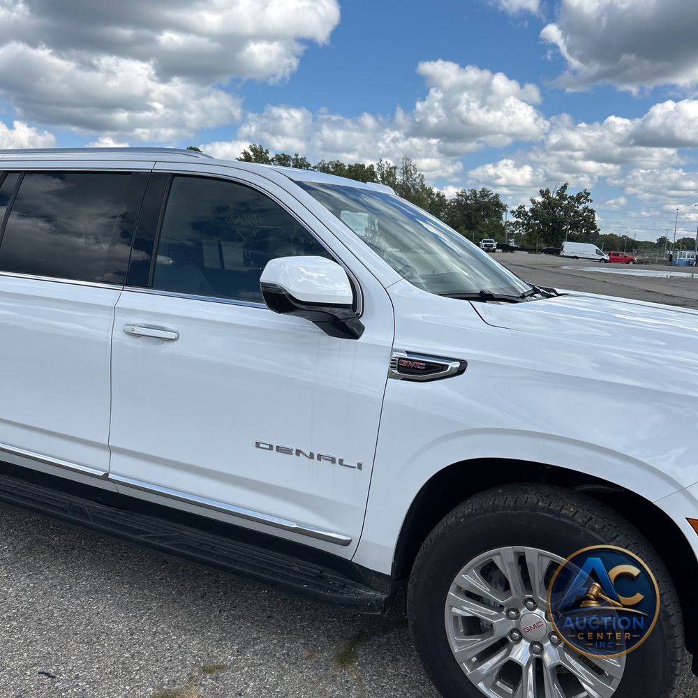 2025 GMC Yukon XL Denali