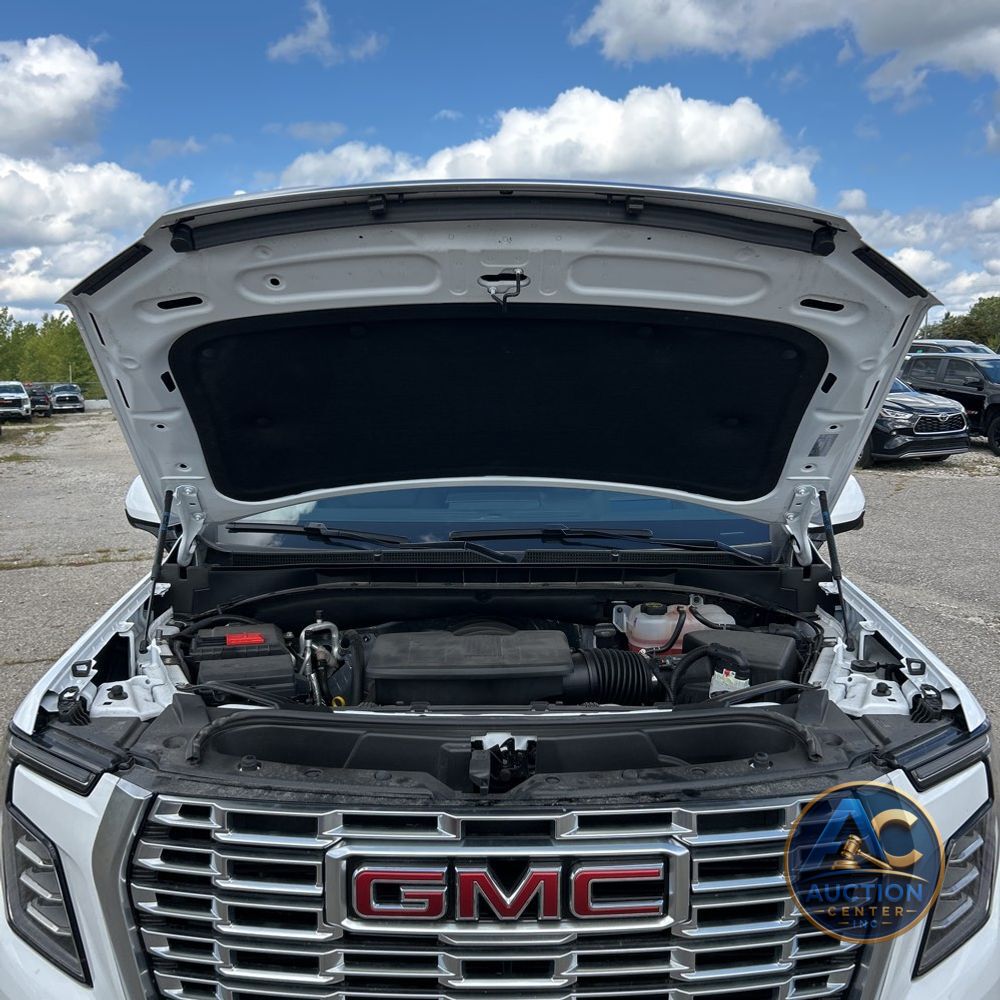 2025 GMC Yukon XL Denali