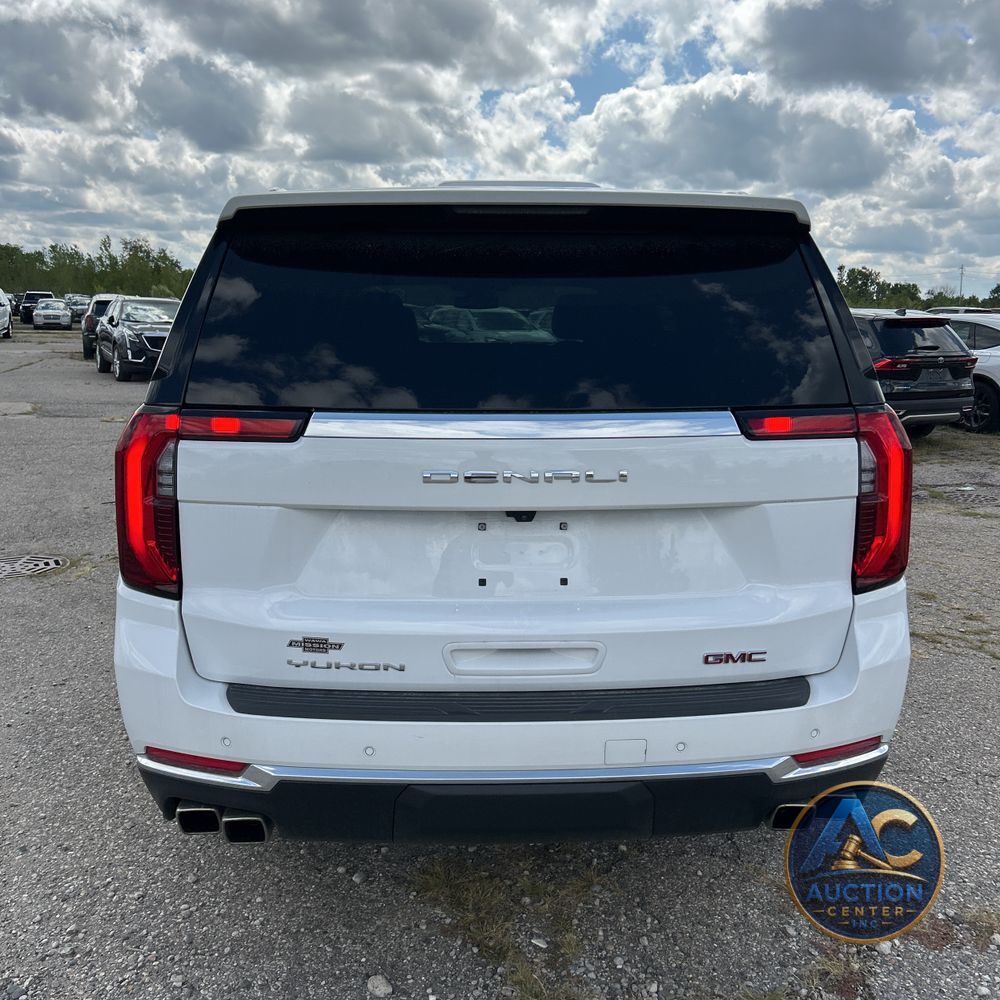 2025 GMC Yukon XL Denali