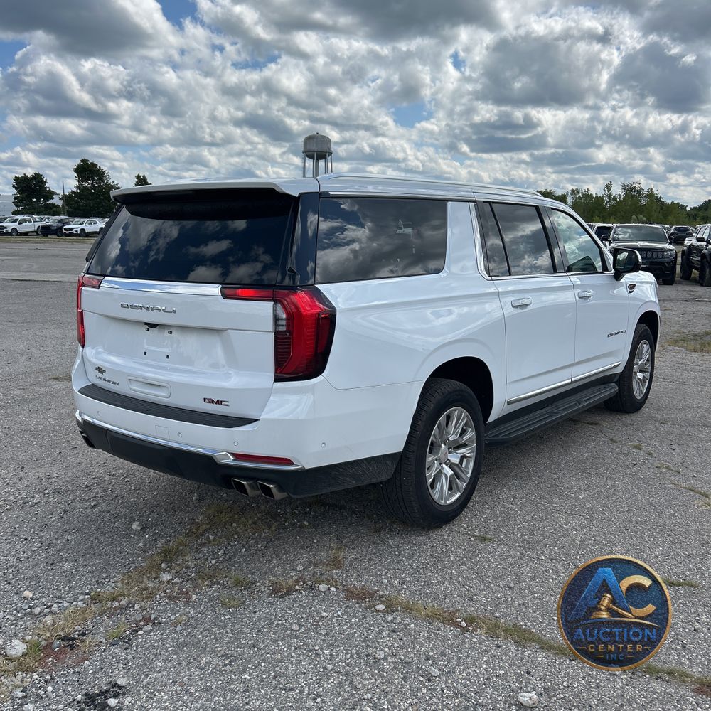 2025 GMC Yukon XL Denali