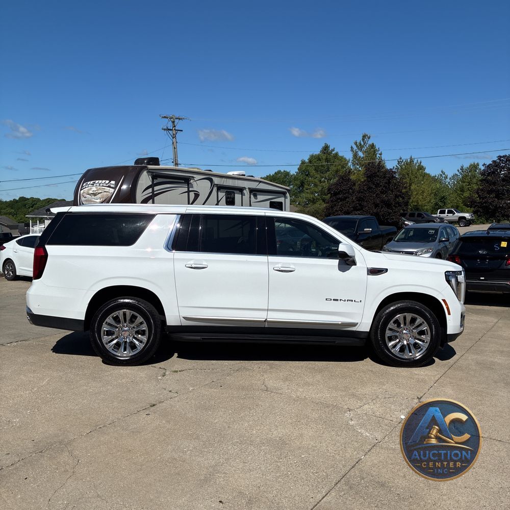 2025 GMC Yukon XL Denali