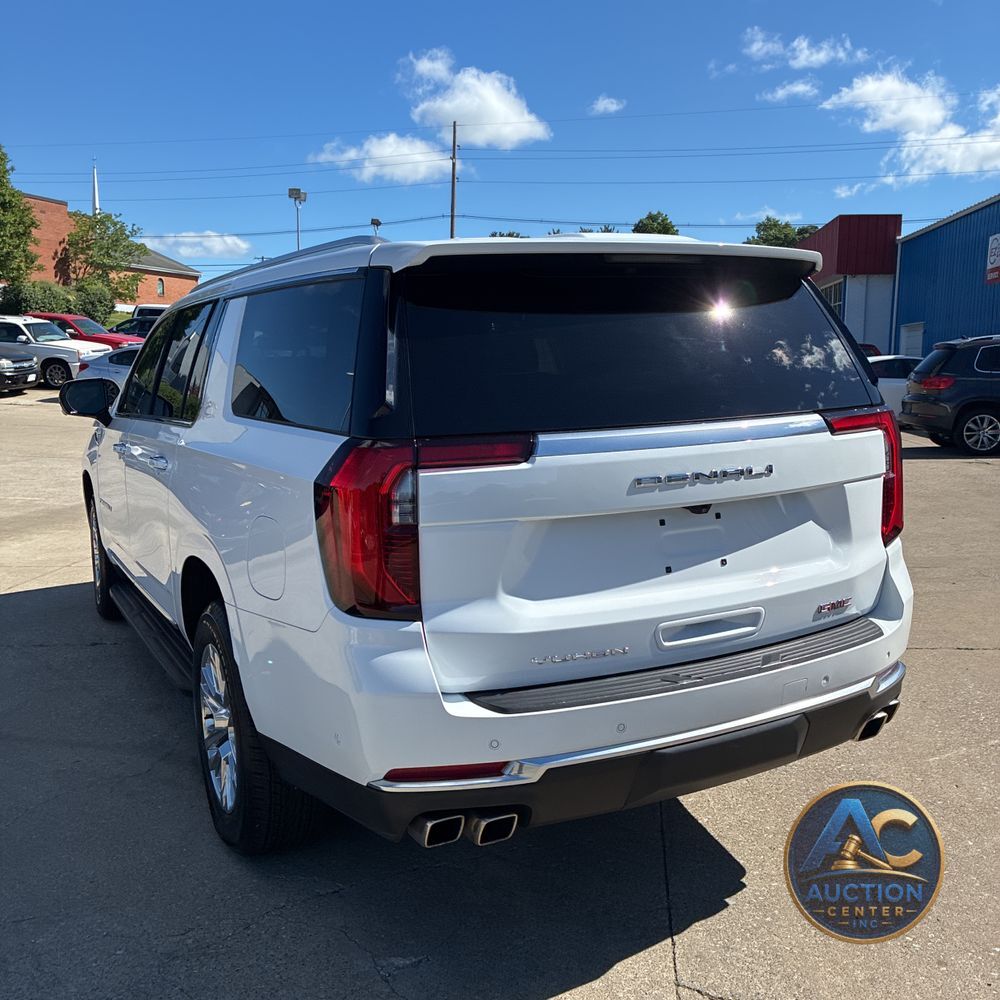 2025 GMC Yukon XL Denali