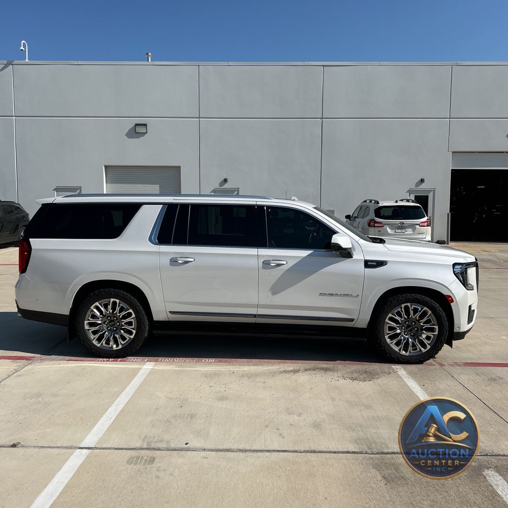 2023 GMC Yukon XL Denali Ultimate
