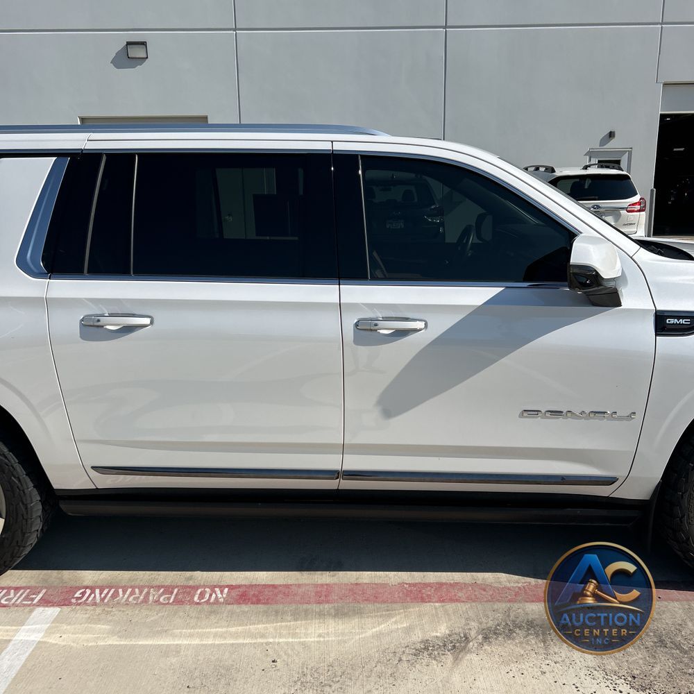 2023 GMC Yukon XL Denali Ultimate