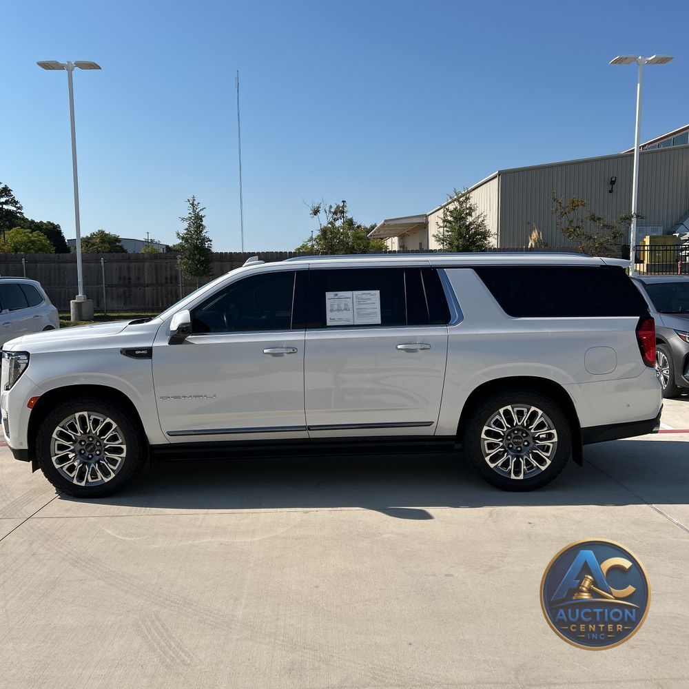 2023 GMC Yukon XL Denali Ultimate