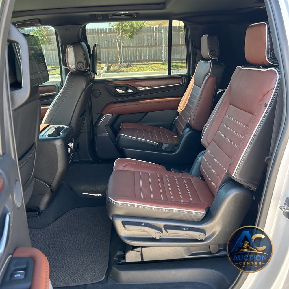 2023 GMC Yukon XL Denali Ultimate