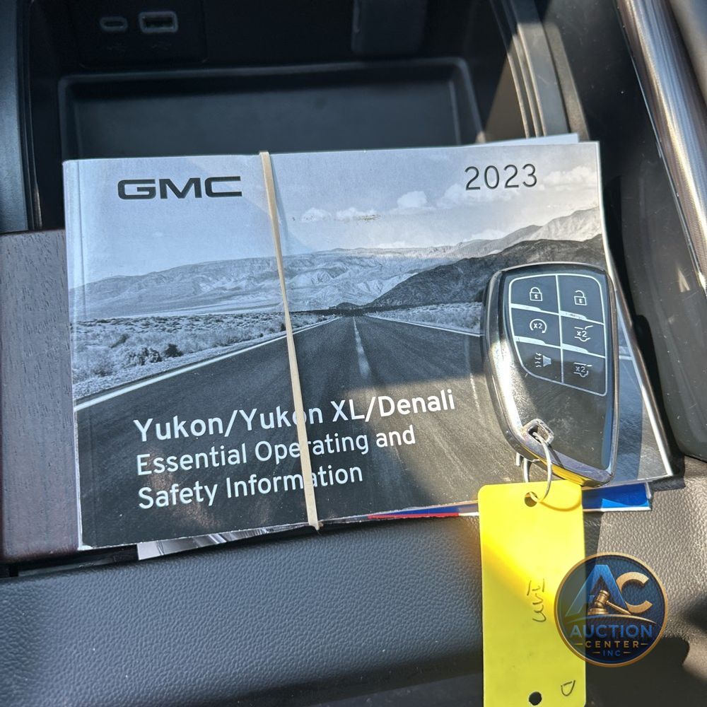 2023 GMC Yukon XL Denali Ultimate