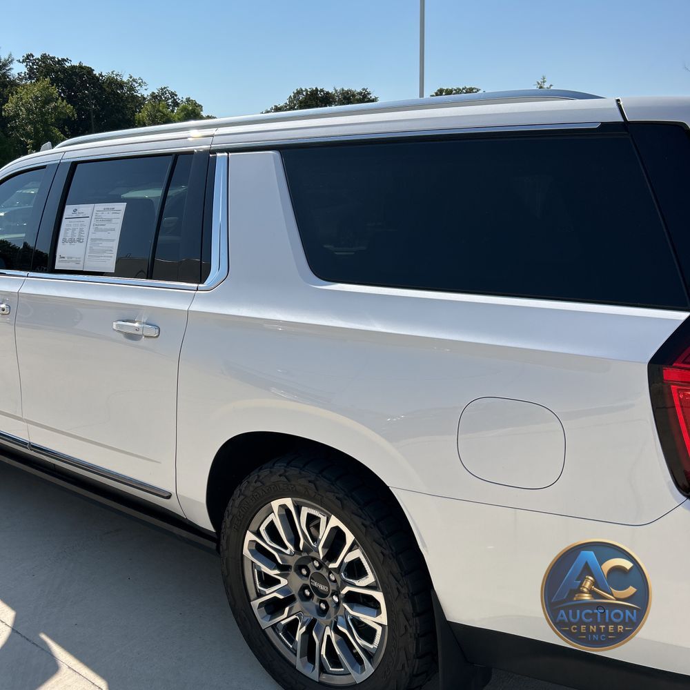 2023 GMC Yukon XL Denali Ultimate