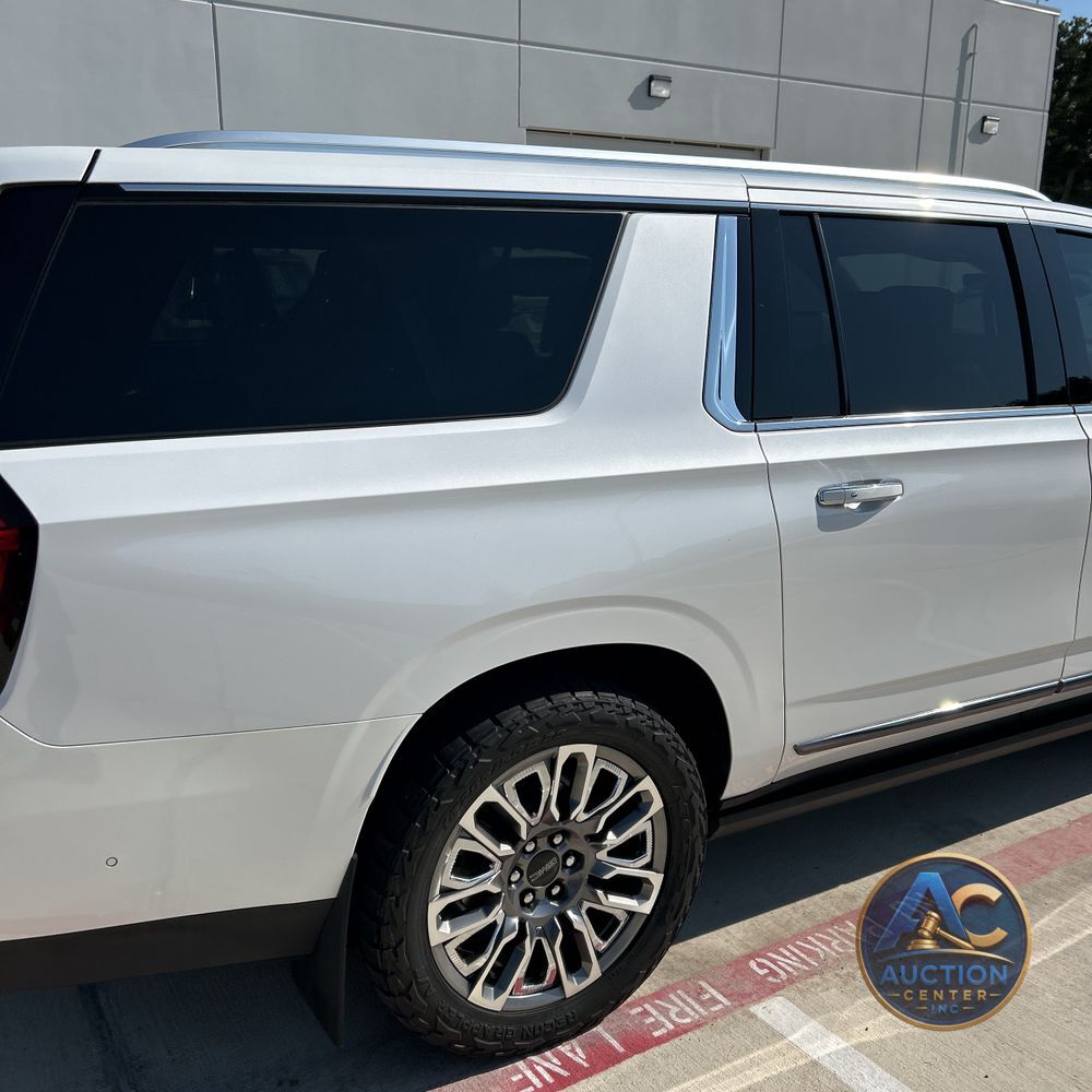2023 GMC Yukon XL Denali Ultimate