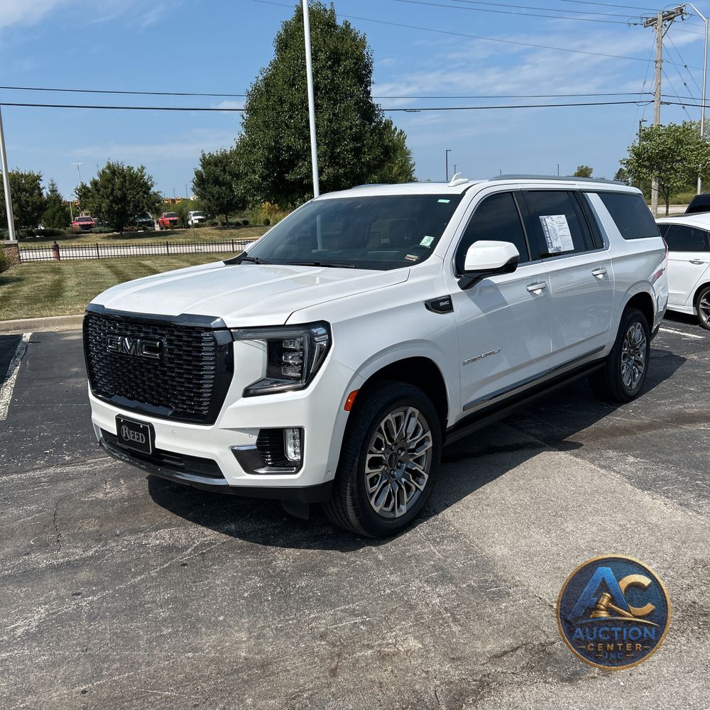 2023 GMC Yukon XL Denali Ultimate