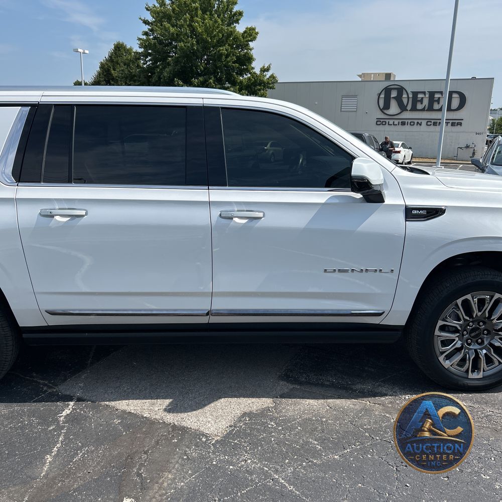 2023 GMC Yukon XL Denali Ultimate