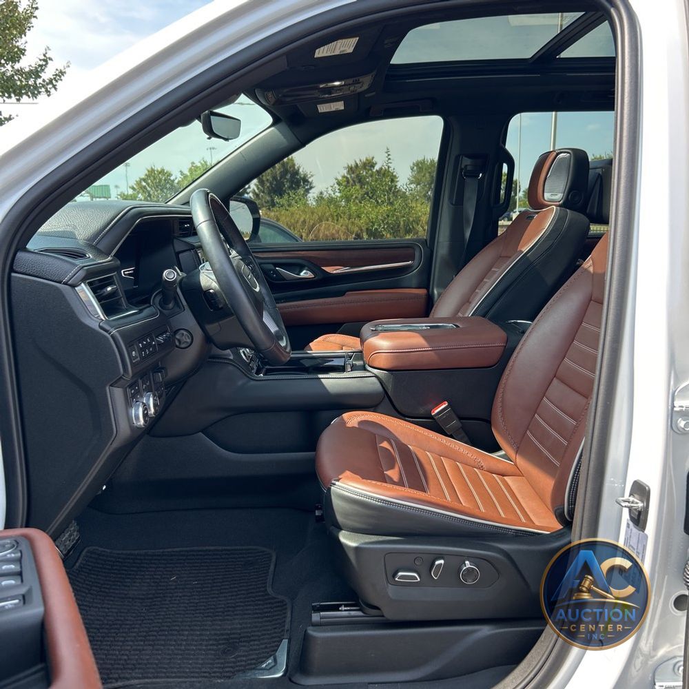 2023 GMC Yukon XL Denali Ultimate