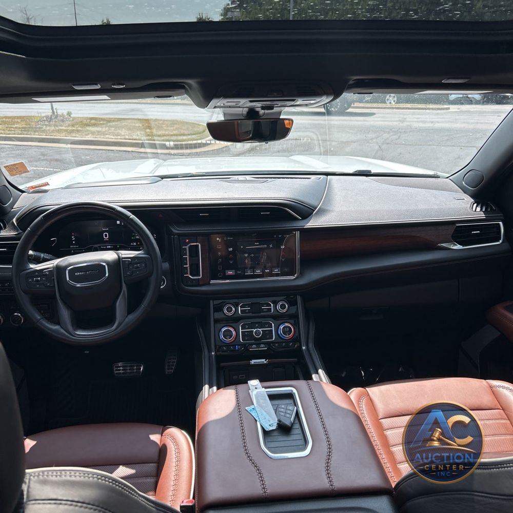 2023 GMC Yukon XL Denali Ultimate