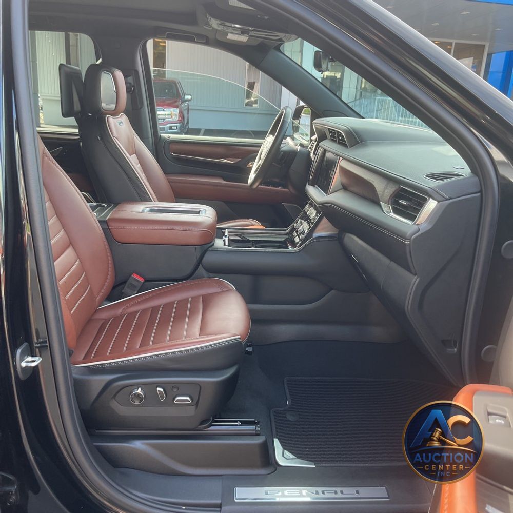2024 GMC Yukon XL Denali Ultimate