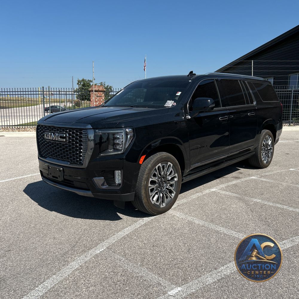 2023 GMC Yukon XL Denali Ultimate