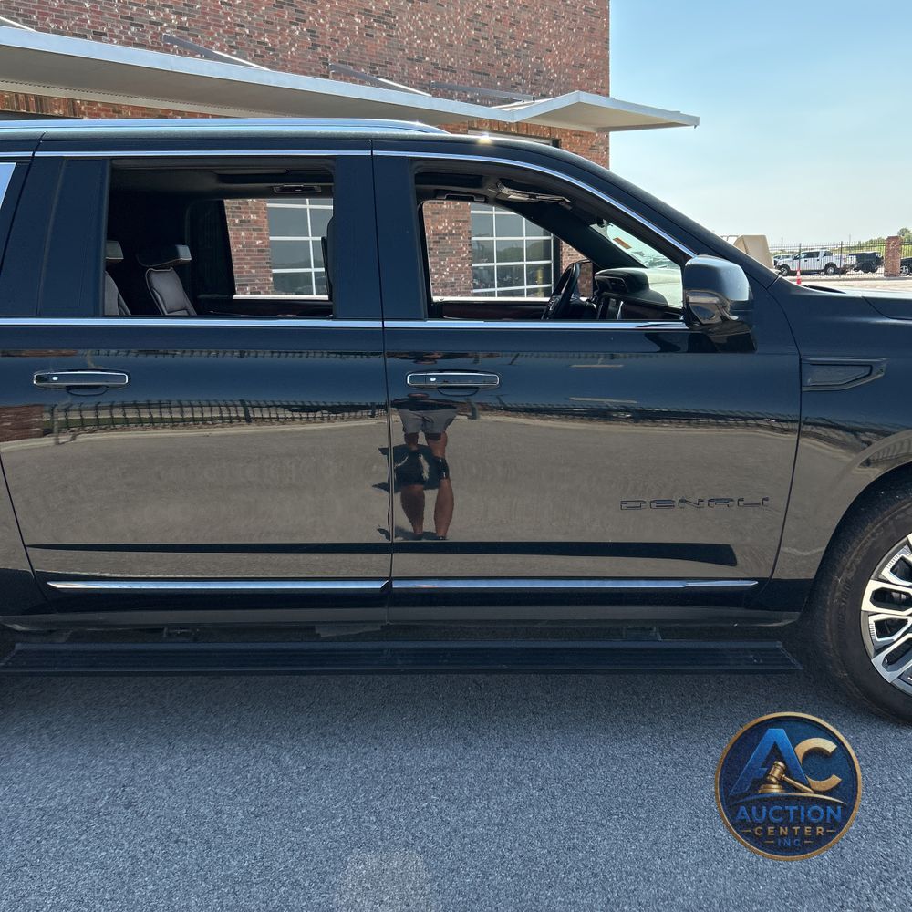2023 GMC Yukon XL Denali Ultimate