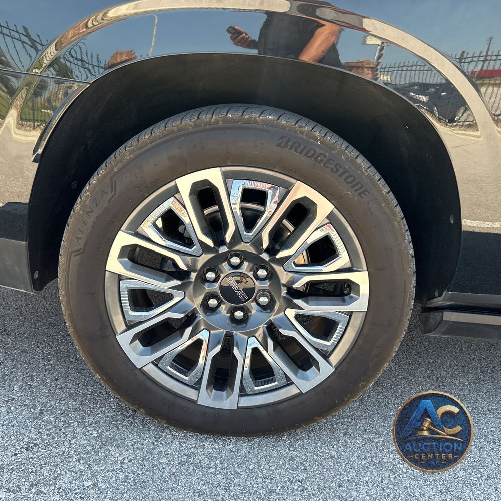 2023 GMC Yukon XL Denali Ultimate