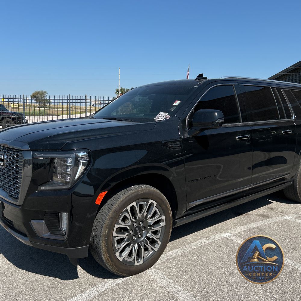 2023 GMC Yukon XL Denali Ultimate