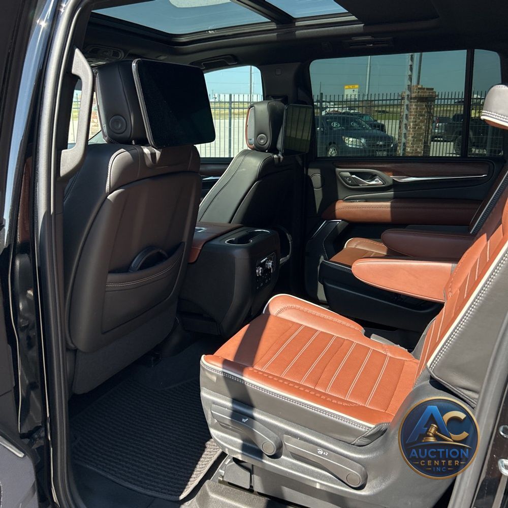 2023 GMC Yukon XL Denali Ultimate