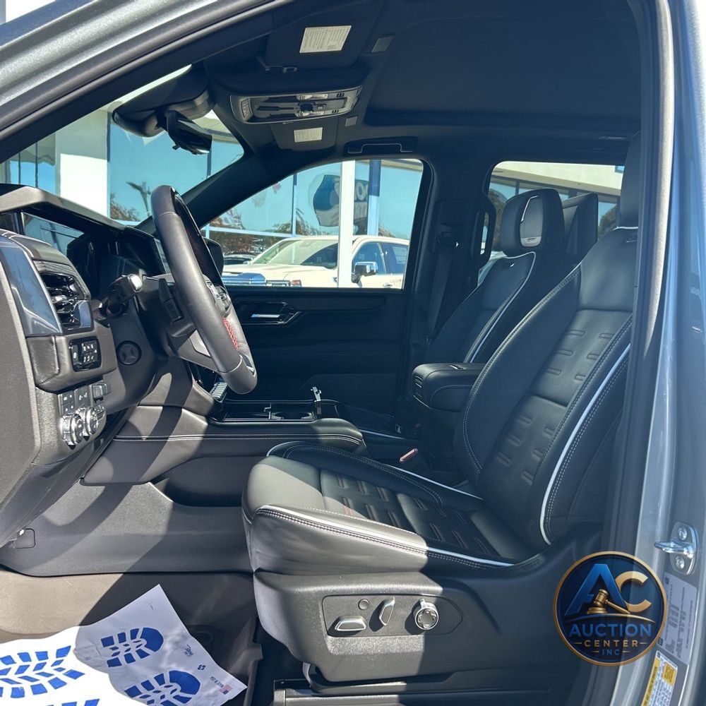 2025 GMC Yukon XL AT4 Ultimate