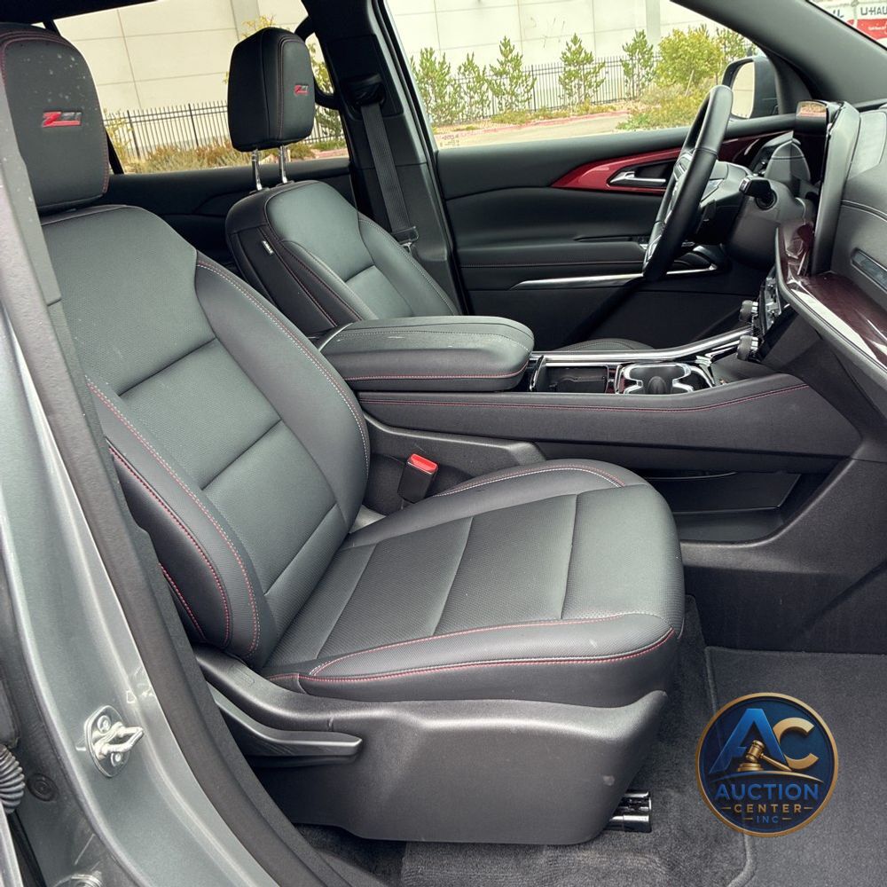 2025 Chevrolet Traverse Z71