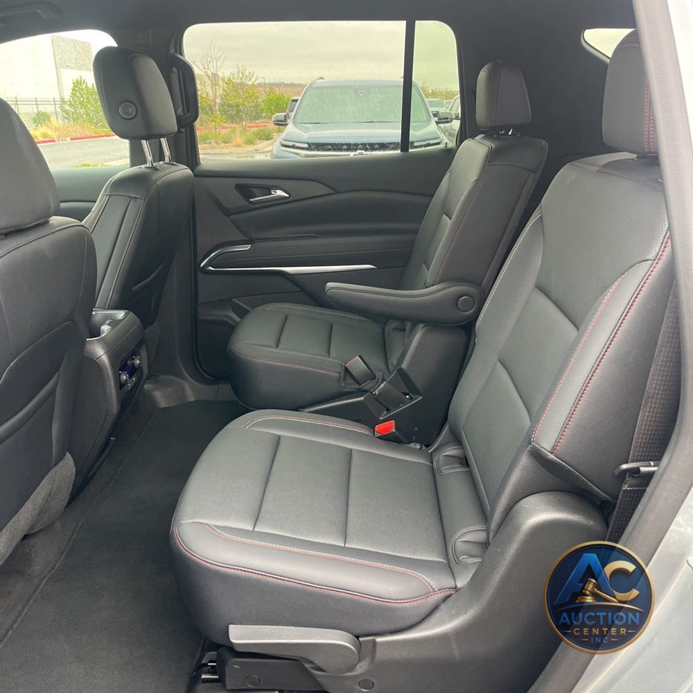 2025 Chevrolet Traverse Z71