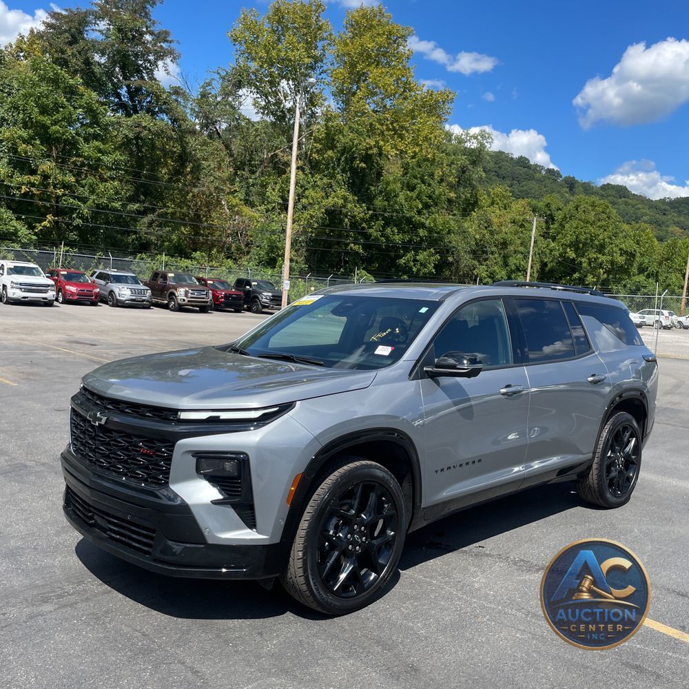2024 Chevrolet Traverse RS
