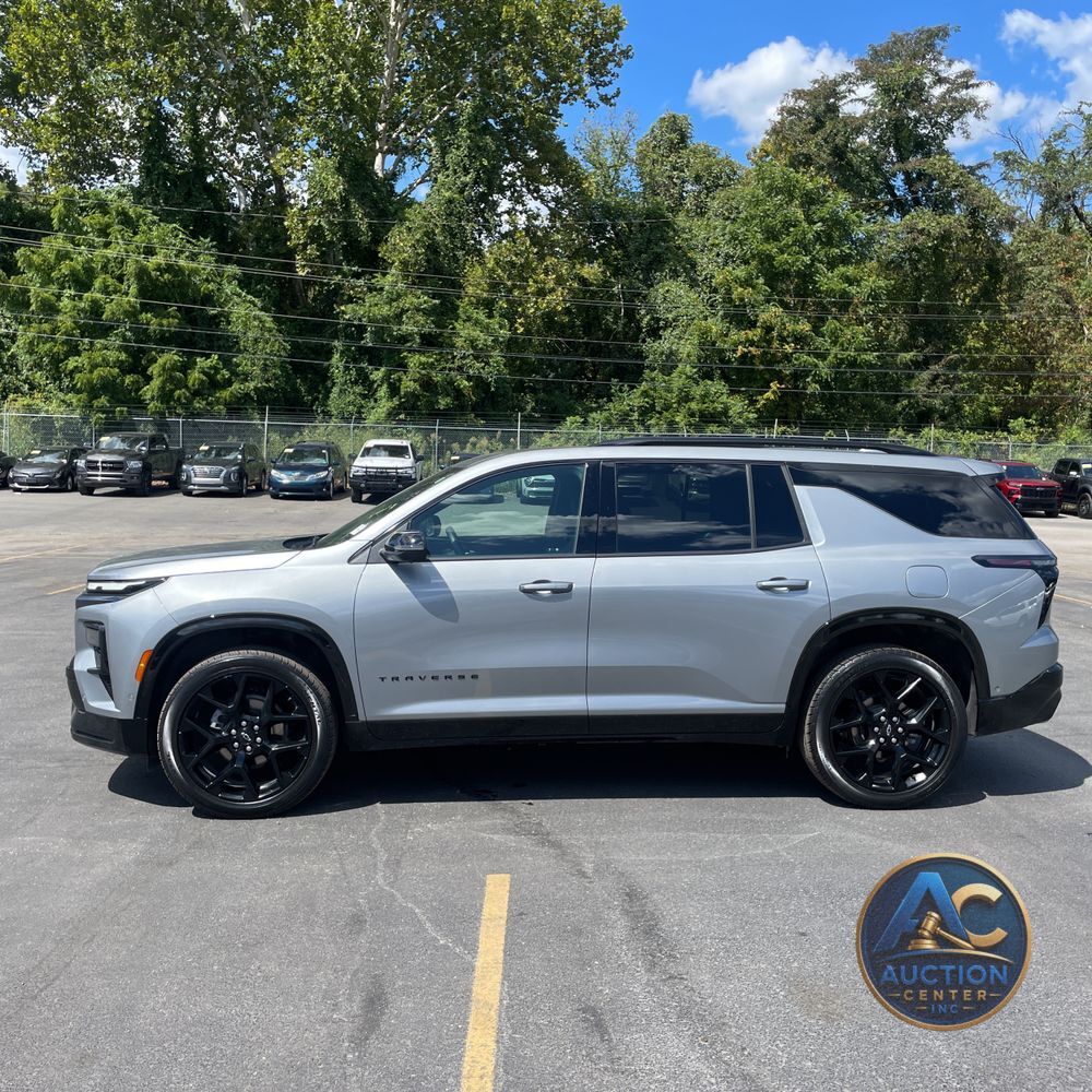 2024 Chevrolet Traverse RS