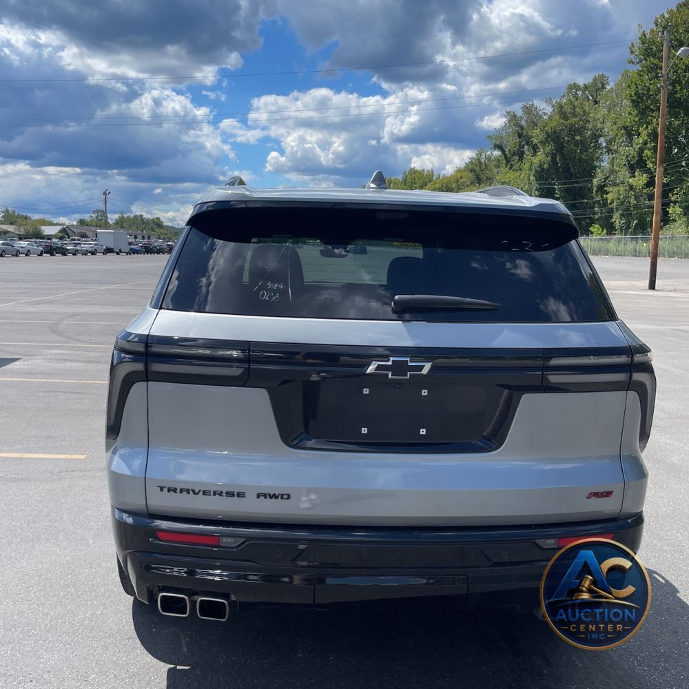 2024 Chevrolet Traverse RS