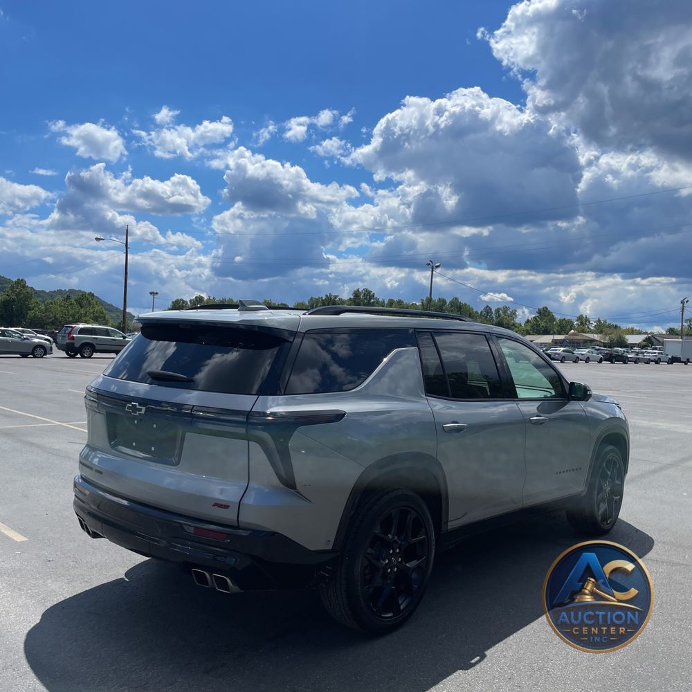 2024 Chevrolet Traverse RS