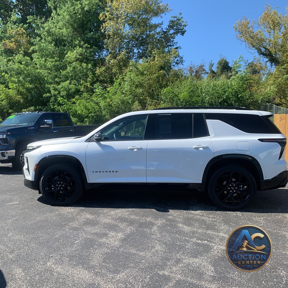 2024 Chevrolet Traverse RS