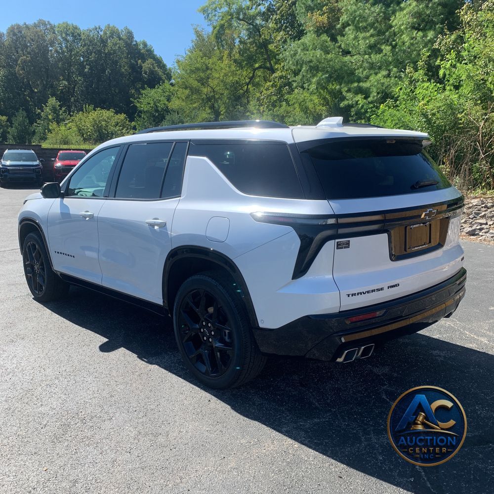 2024 Chevrolet Traverse RS