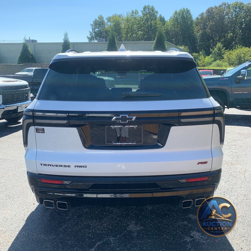 2024 Chevrolet Traverse RS