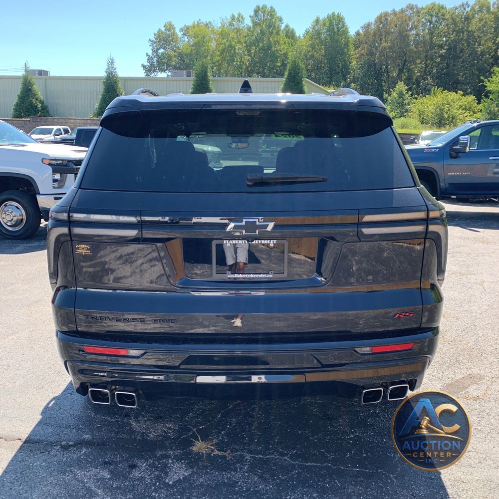 2024 Chevrolet Traverse RS