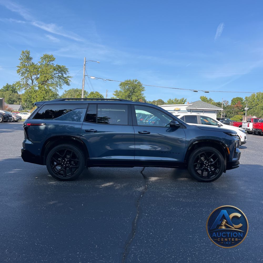 2024 Chevrolet Traverse RS