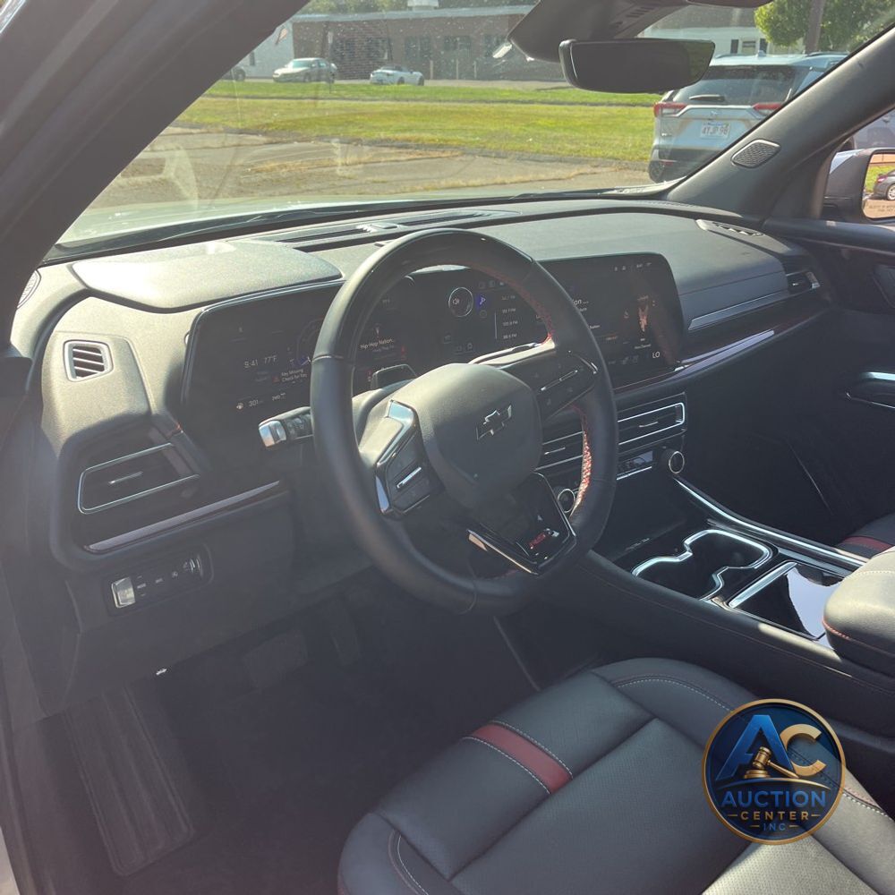 2025 Chevrolet Traverse RS