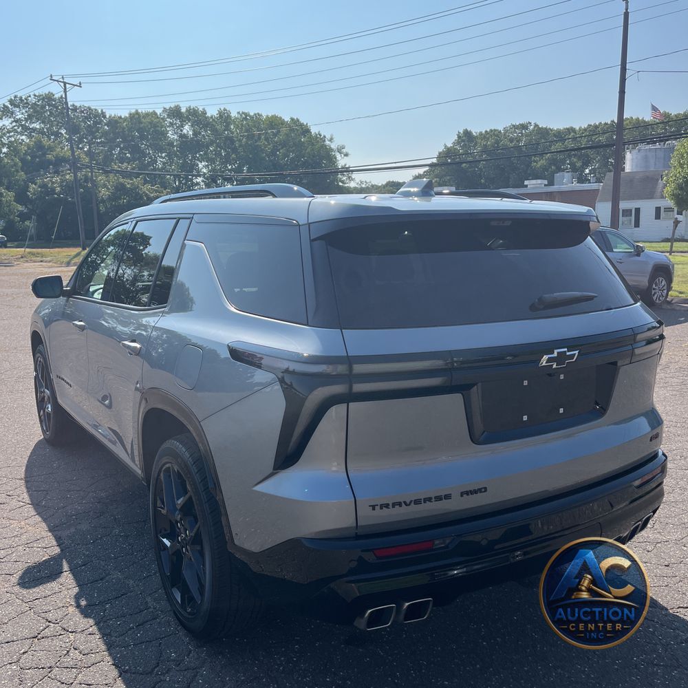 2025 Chevrolet Traverse RS