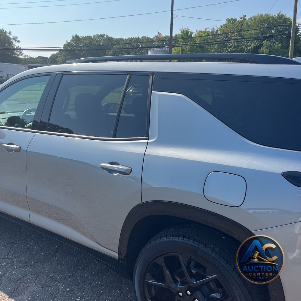2025 Chevrolet Traverse RS